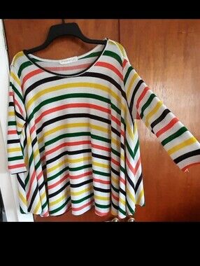 Flowy Top In Great Condition